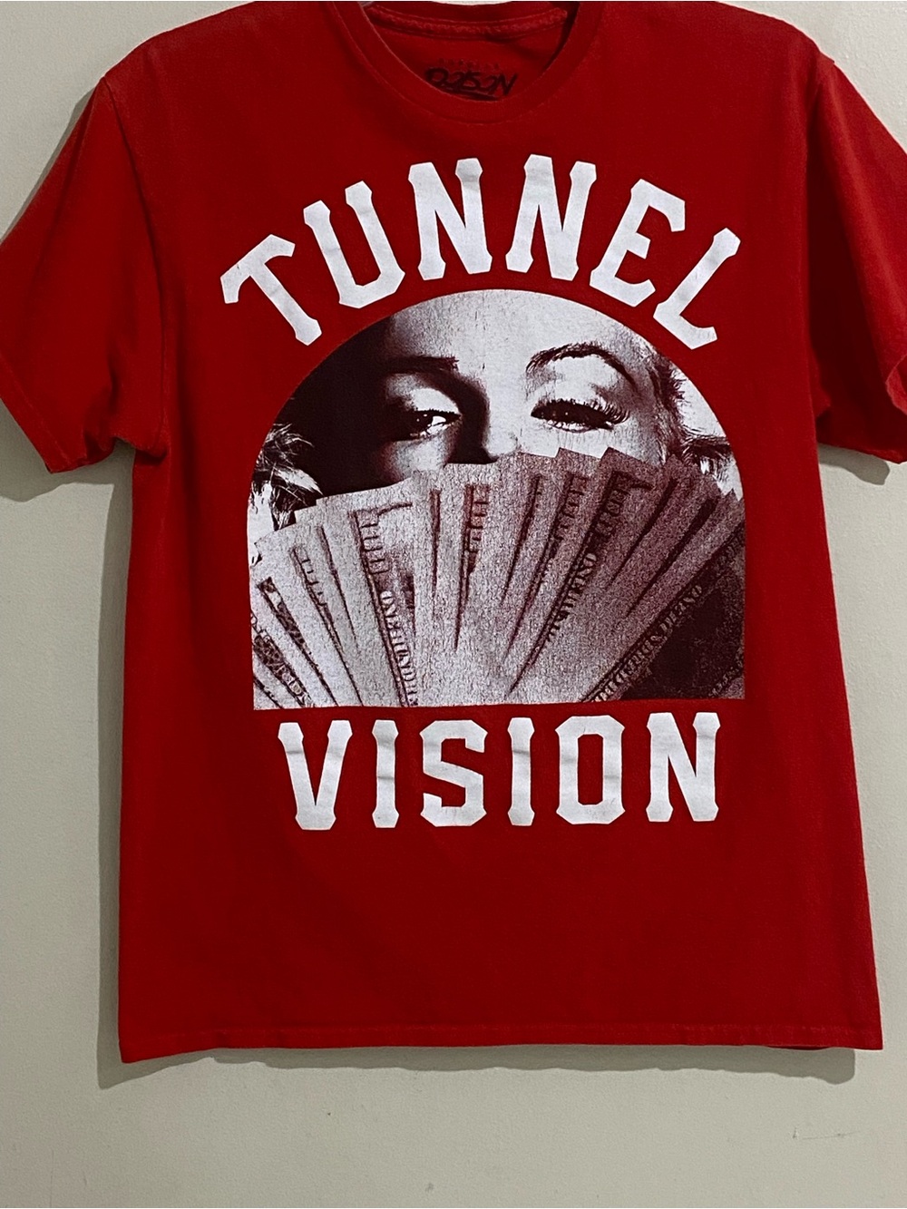 Tunnel Vision Women’s Red Graphic Tee Popular Poison Size Medium